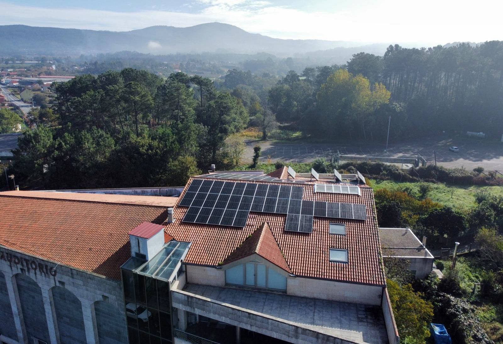 PaneisSolaresAuditorio